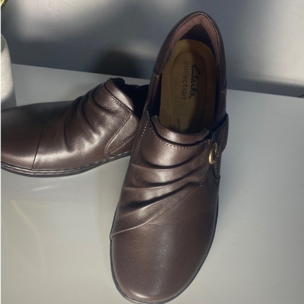 Clarks Collection Brown Leather Pleated Slip On Loafers Shoes 7W 26179585 - Picture 3 of 6